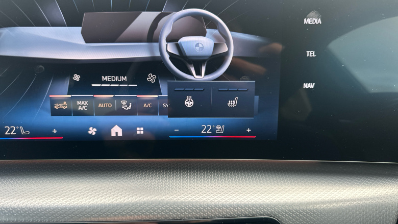 BMW 2 Series 220i MHT M Sport 5dr DCT Petrol Hatchback